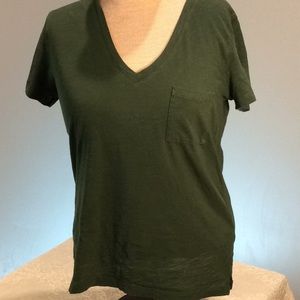 Madewell Whisper v-neck cotton tee, forest green M